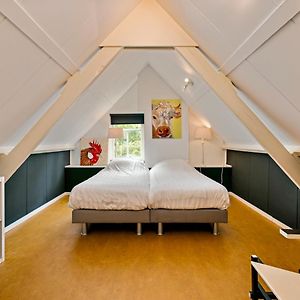 Holiday home Dijkstelweg 30 - Ouddorp with terrace&very big garden, near the beach&dunes